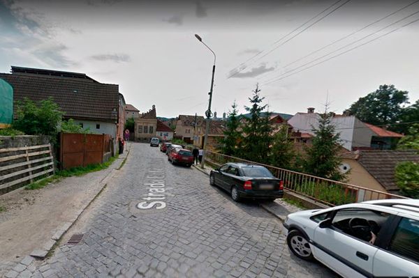 Kockakövezés, forgalomkorlátozás több utcában