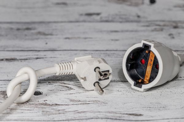 Javítanak, nem lesz áram