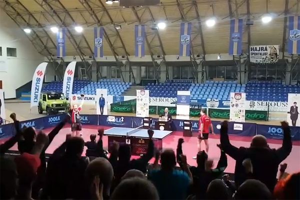 Így örül az udvarhelyi asztalitenisz-szurkoló