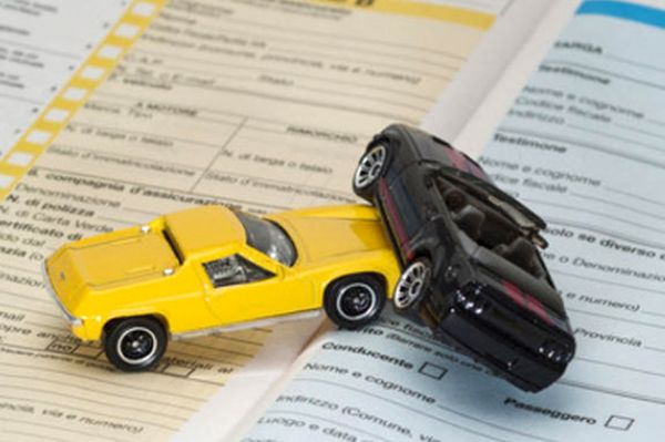 Módosítanák az autóbiztosítások feltételeit