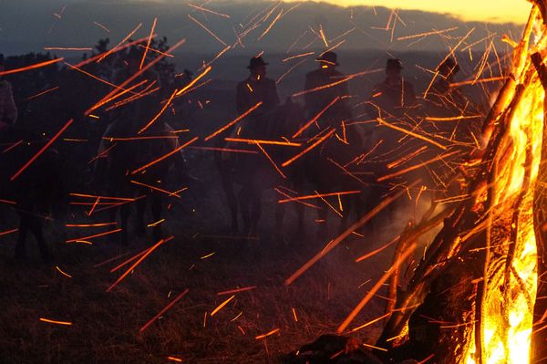Tűzbe hoznak az autonómiáért és az aláírásodért