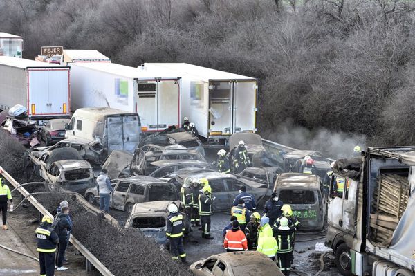 Öt román állampolgár érintett a magyarországi tömegbalesetben