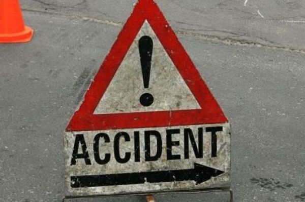 Részegen törte le a kerítést