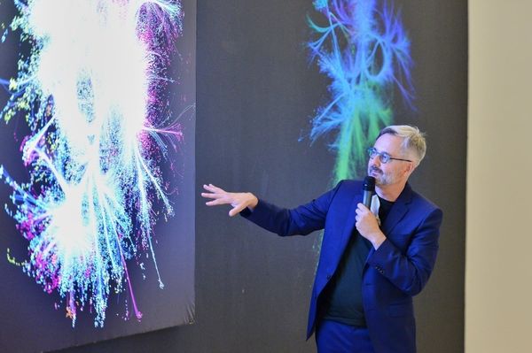 Izgatnak a rejtett összefüggések?