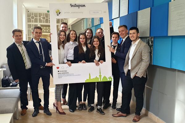 Udvarhelyi dobogósok a pécsi esettanulmány versenyen