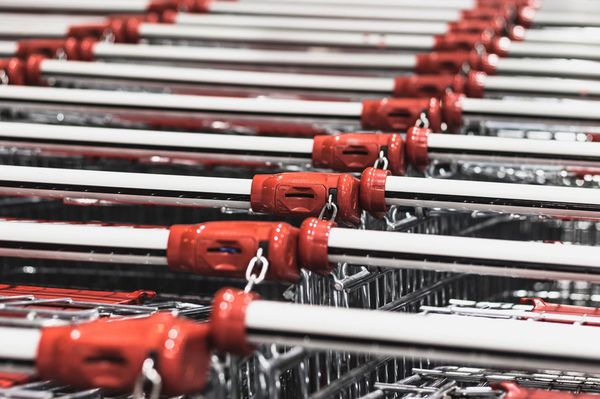 Fertőtleníteni kell a bevásárlókocsikat