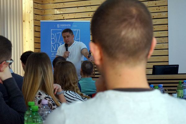 Azt hittétek, hogy szidni fogom a multit?