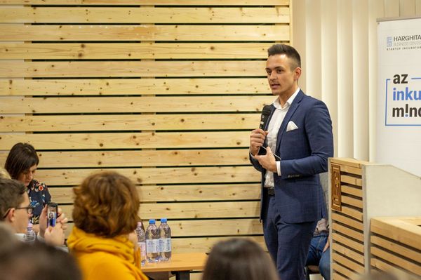 Légy megosztó személyiség!