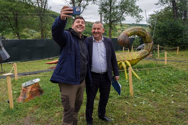 Mutáns ízeltlábú invázió van a Szejkén