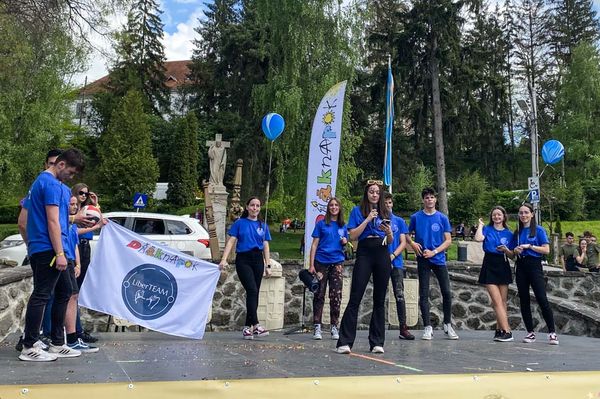 Szabályszegések, meglepetések és Holdig érő szerelem