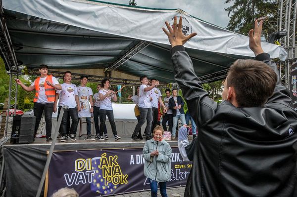 Mi lesz veletek, Diáknapok?