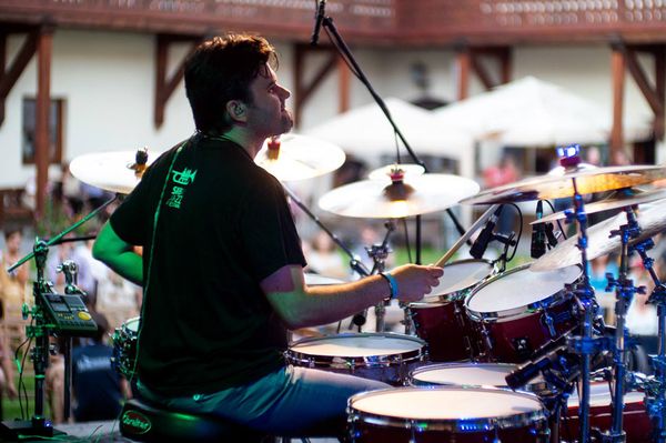 Nem lesz csendes hétvégéje a Mikó-várnak