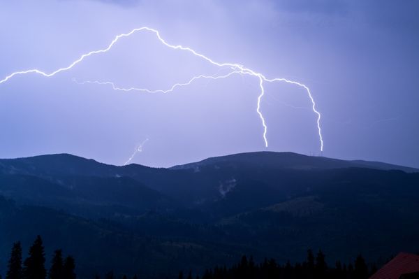 Égi jelt fogtak a hargitafürdői antennák