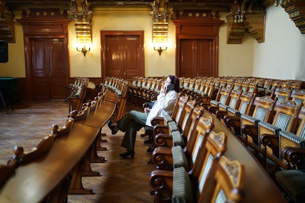 Élő közvetítés az augusztusi tanácsülésről