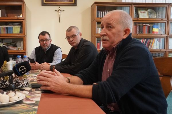 Nem mond le Laczkó György igazgató