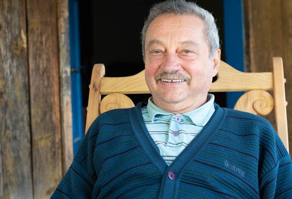 Énekek a világ közepéről