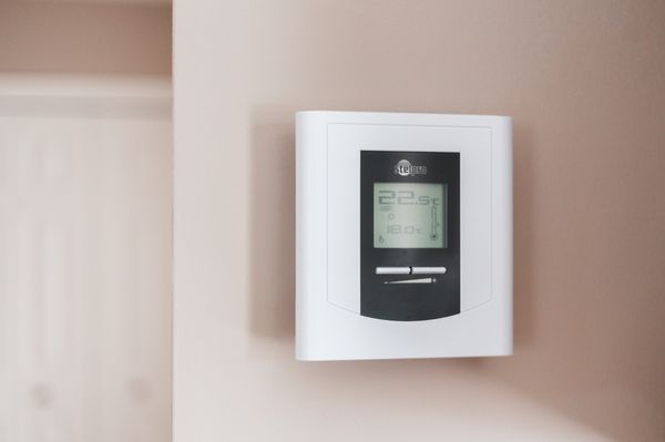 Hivatalos: ezen a télen az energiaárak fagynak le