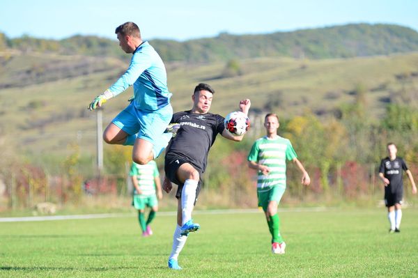 Megyei és körzeti: helycsere az egyik csoport élén