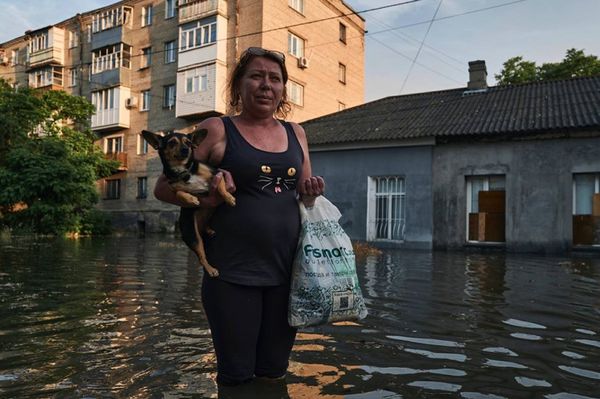 Gátszakadás, ellentámadás