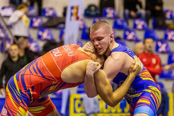 Ki kell, hogy mozduljon a birkózás ebből a letargiából