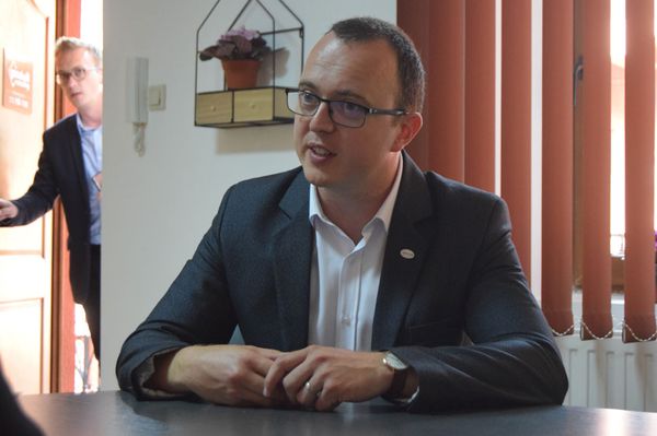 Udvarhely pénzére pályáznak