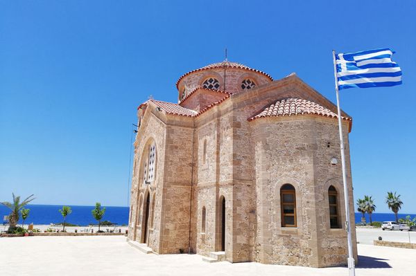 Mindenkit letesztelnek a görög határnál?