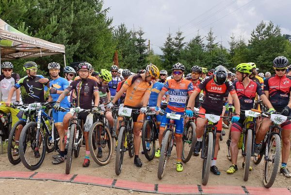 A fiúknál és a lányoknál is udvarhelyi győztest avattak