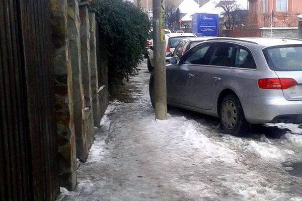 Megjött a tél, s késnek a buszok - ÉLŐ