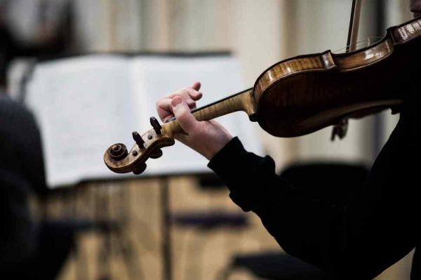 Beethoven és Schumann műveit hallgathatod péntek este