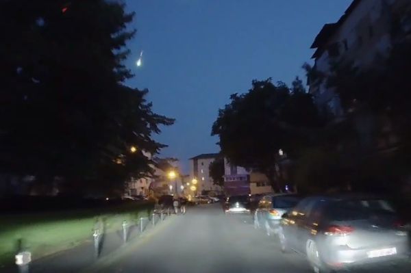 Zuhanó repülőnek hitték a hegyimentők