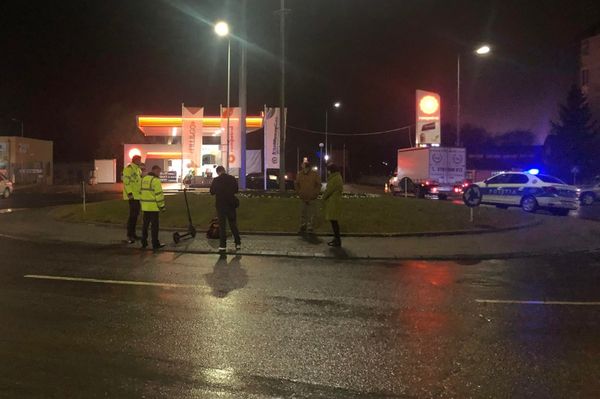 Rollerest gázoltak el a körforgalomban