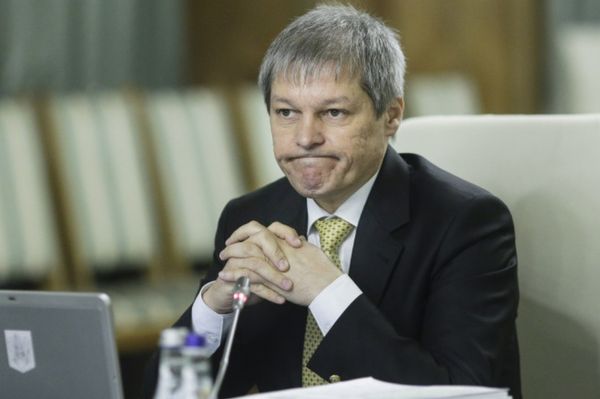 Esélyt sem kapott Cioloș kormánya a parlamenttől (frissítve)