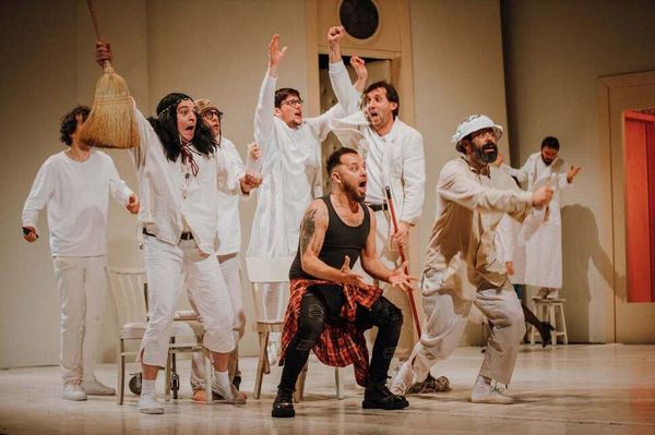 Díjazták színházunk egyik színészét