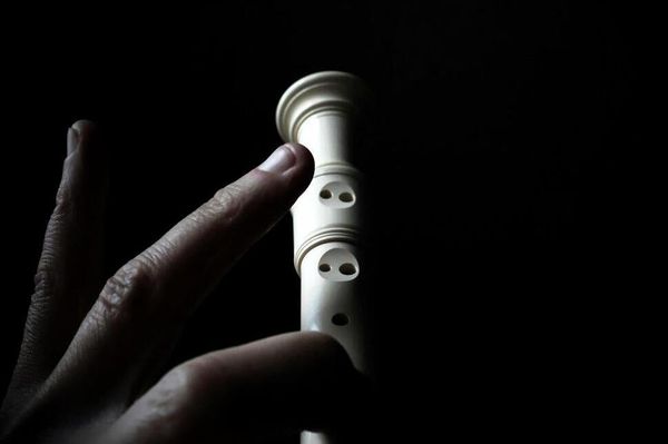 Régi zene, régies hangszereken