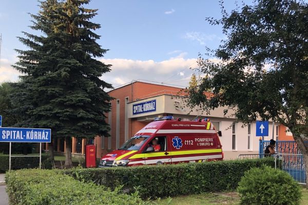 Intenzíven fekszik egy koronavírusos kórházi ápolónő