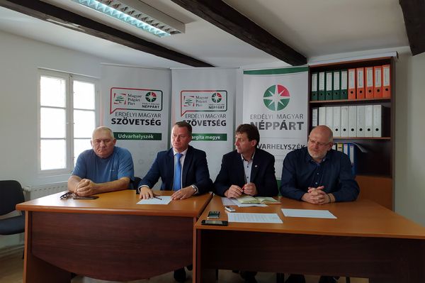 Benczédit és Hadnagyot jelöli az Erdélyi Magyar Szövetség