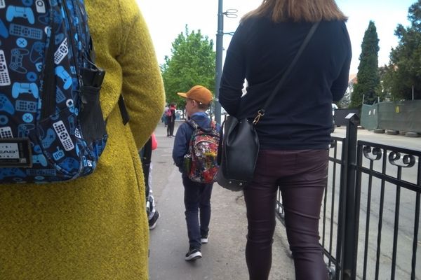 Vizsgák maradnak el, a diákokat le kell zárni