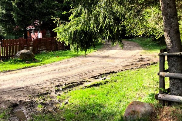 Derűre hideg, borúra meleg