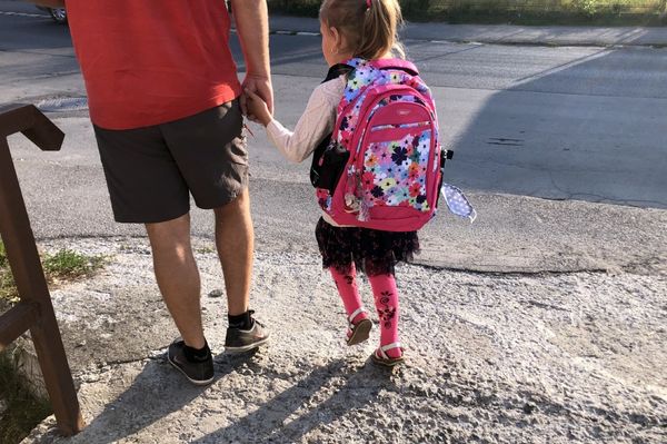 Mi lesz a szülővel, ha szünetel az iskola?