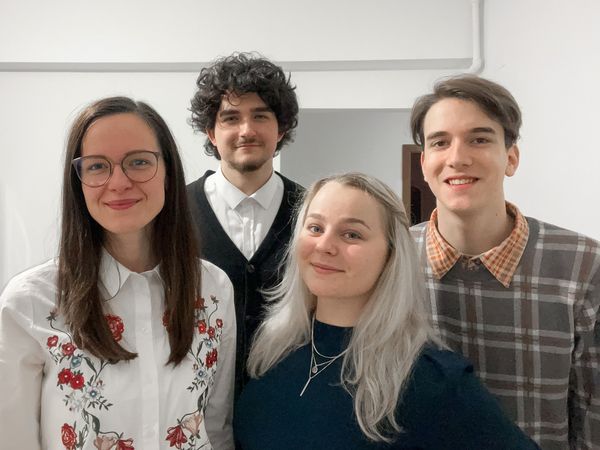 Japán, amerikai és spanyol cégek problémáit oldották meg