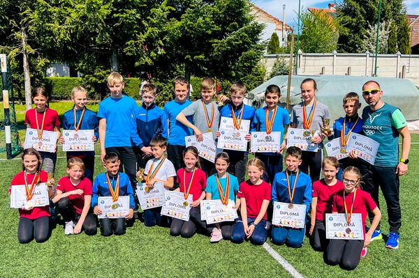 Harmincszor álltak dobogóra az ISK ifjú atlétái