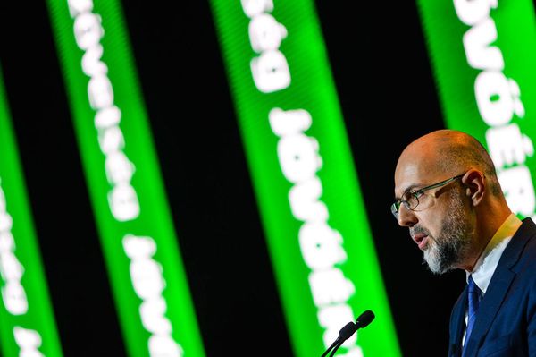 Nem Kelemen Hunor a legnagyobb román költő