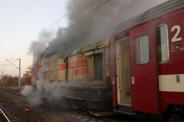 Kigyúlt egy nemzetközi vonat mozdonya