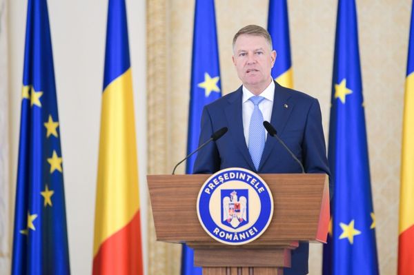 Iohannis teljes kijárási tilalmat hirdetett