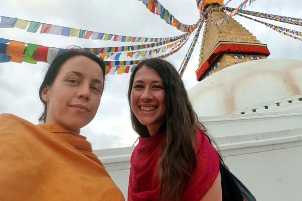 Istenien érzik magukat Katmanduban