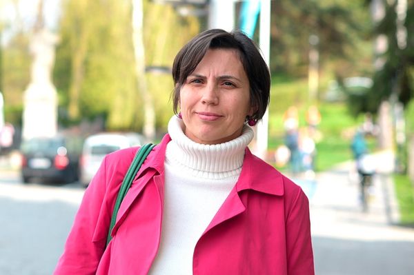 Ne dicsérjük a király nem létező ruháját!