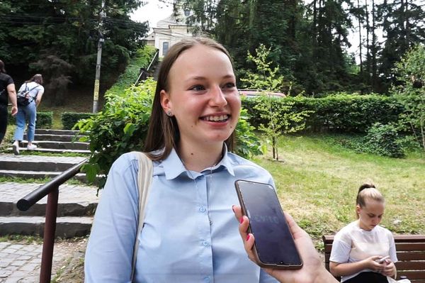 Az előjel meghatározása és a kommunizmus, ez az, ami kifogott rajtuk