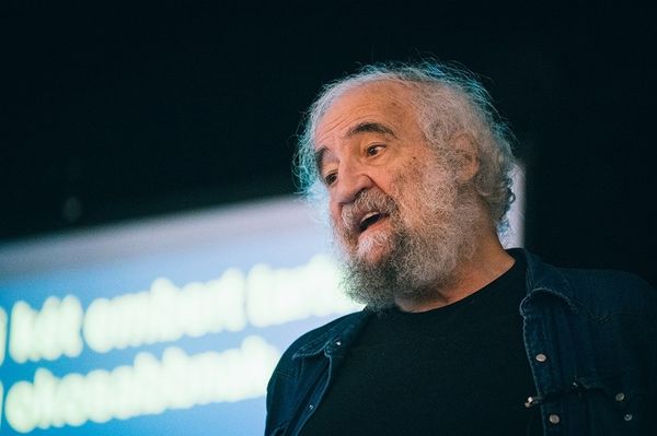 Mert Barbie igazából G.I. Joe-ba szerelmes