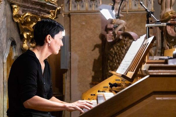 Hordozható orgonával indul a szezon