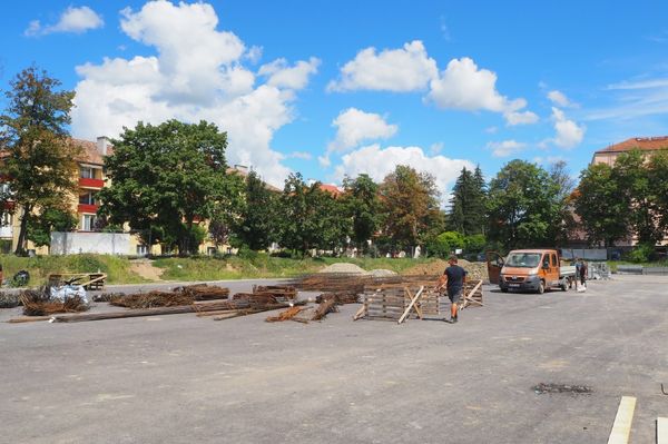 Nekifogtak a két éve elbontott minifocipályának